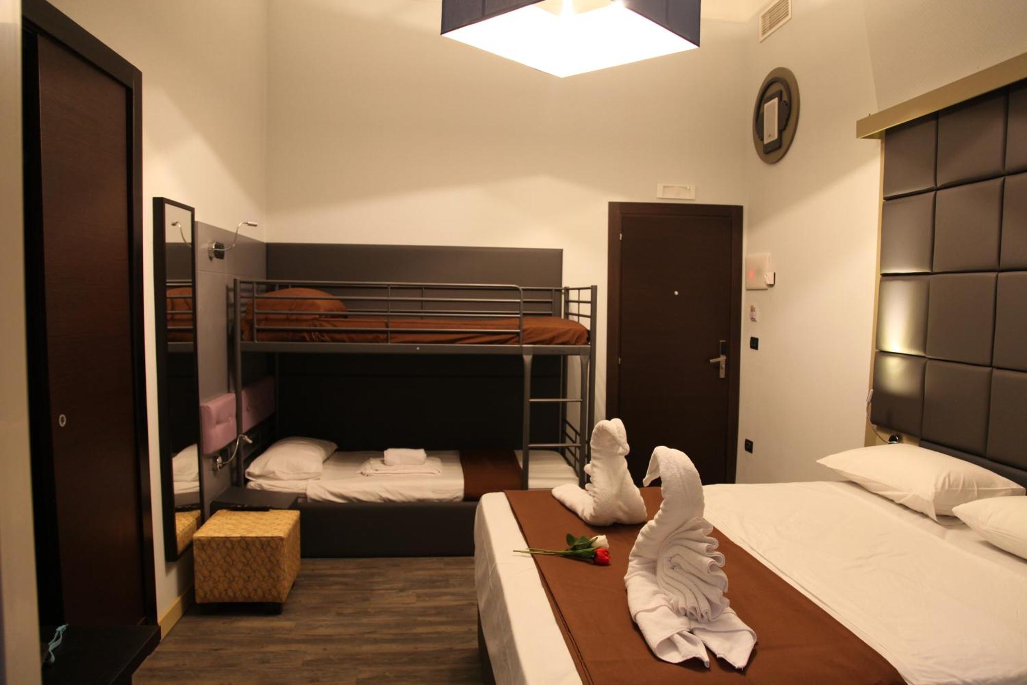 Dolce Vita Rooms Naples Extérieur photo