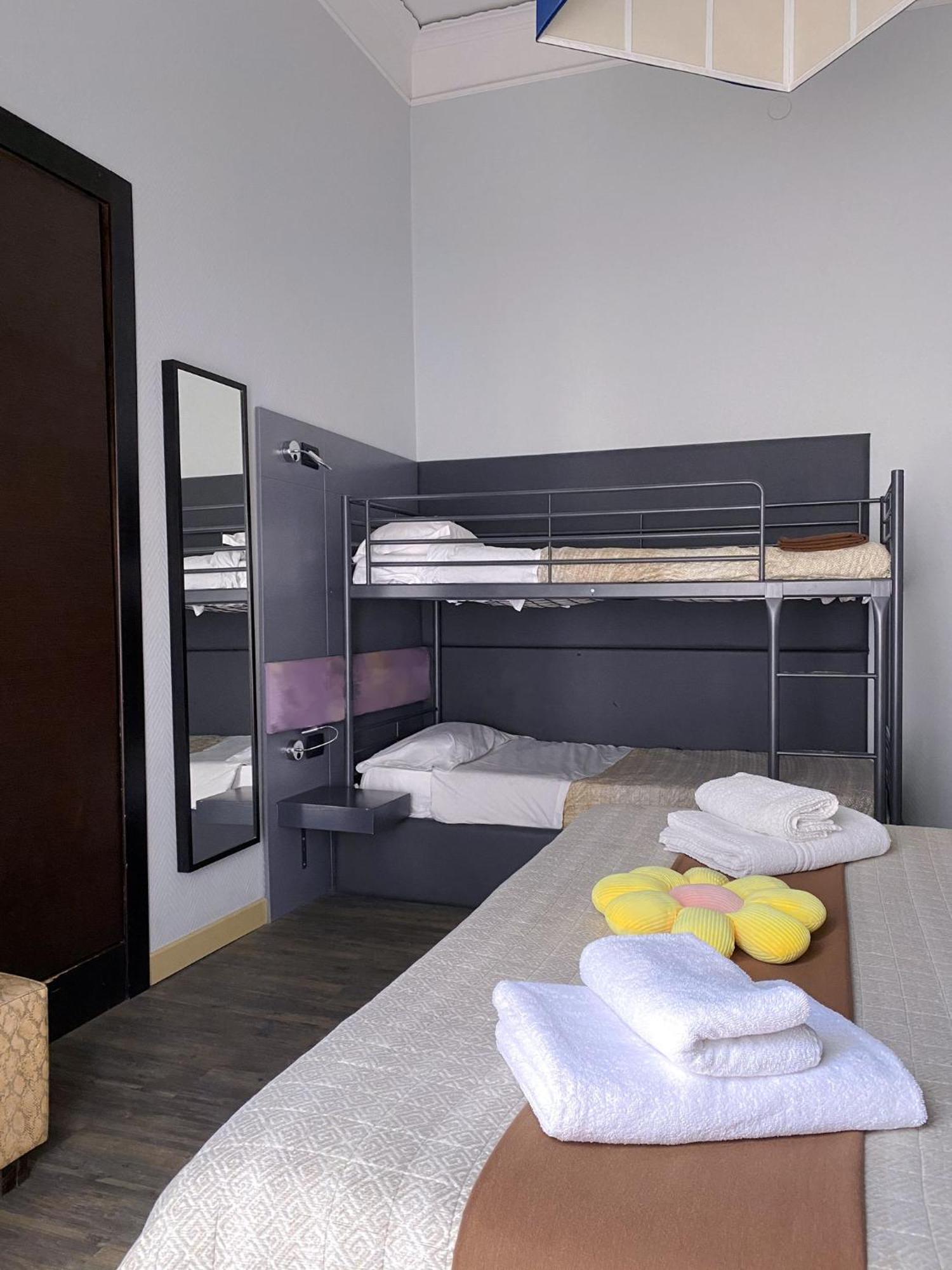 Dolce Vita Rooms Naples Extérieur photo