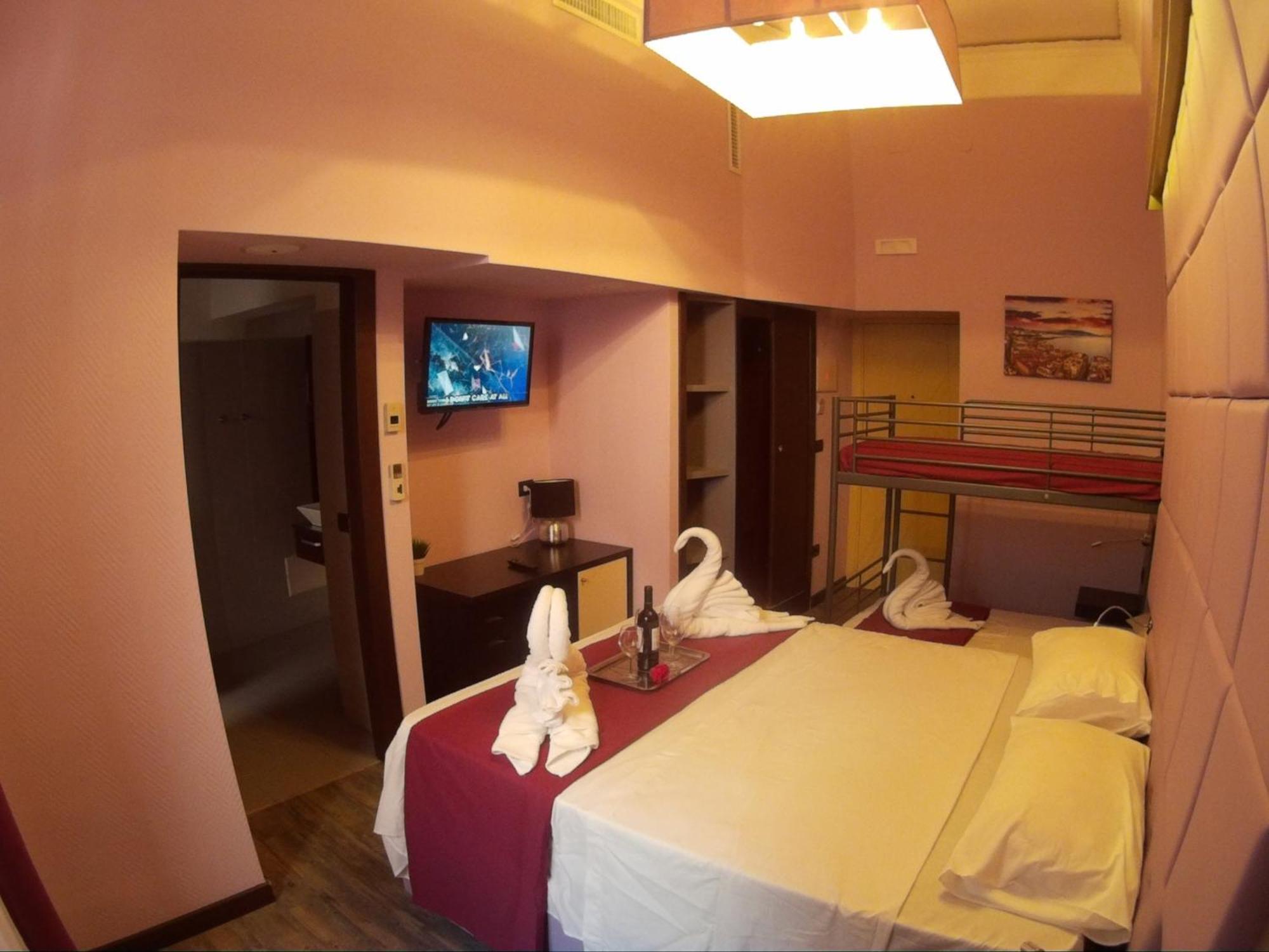 Dolce Vita Rooms Naples Extérieur photo